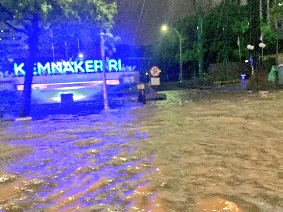Sejumlah Wilayah Jakarta Terendam Banjir