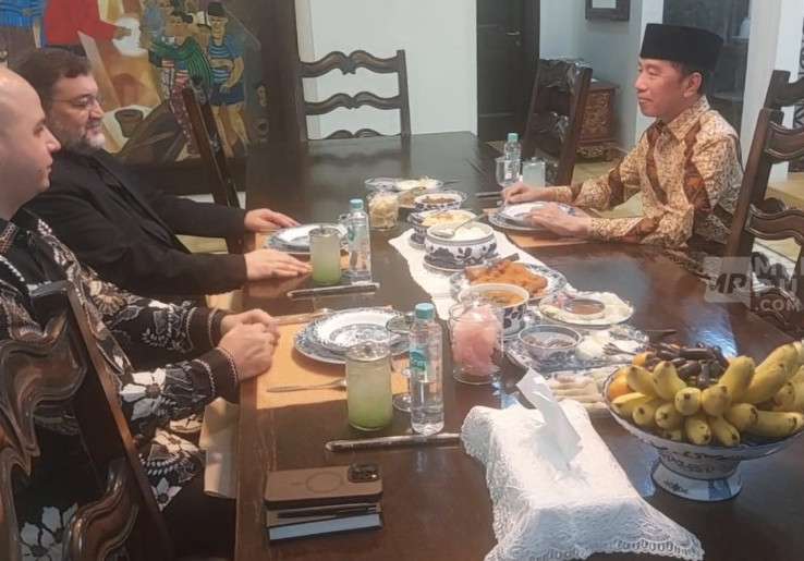 Dubes Iran Sowan ke Jokowi dan Ajak Makan, Jaga Hubungan Diplomatik Kedua Negara