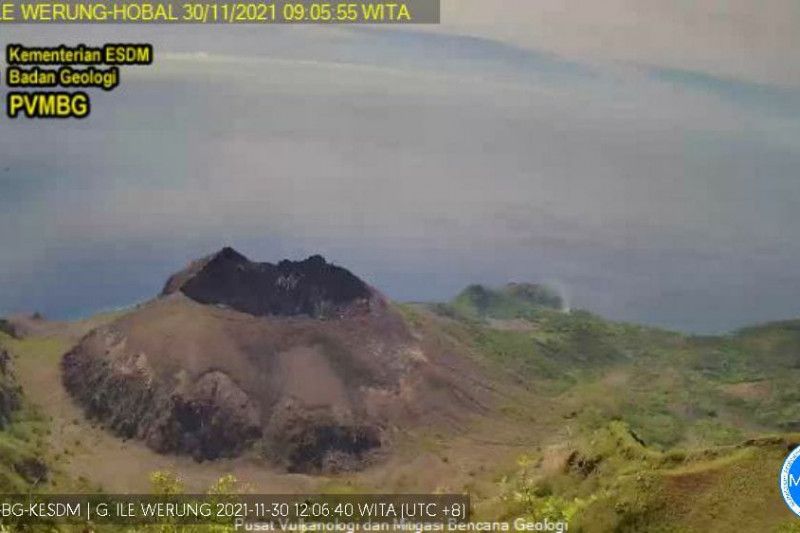 Gunung Api Bawah Laut Lembata Alami Erupsi dan Bualan