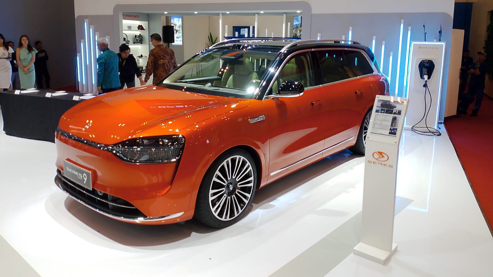 Seres 9 Concept Diperkenalkan di GIIAS 2024, SUV Listrik dengan Segudang Fitur