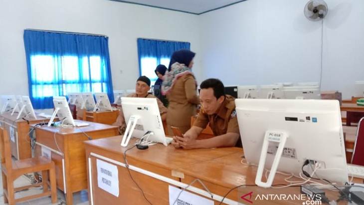 PPDB 2020 Dinilai Terlalu Dipaksakan