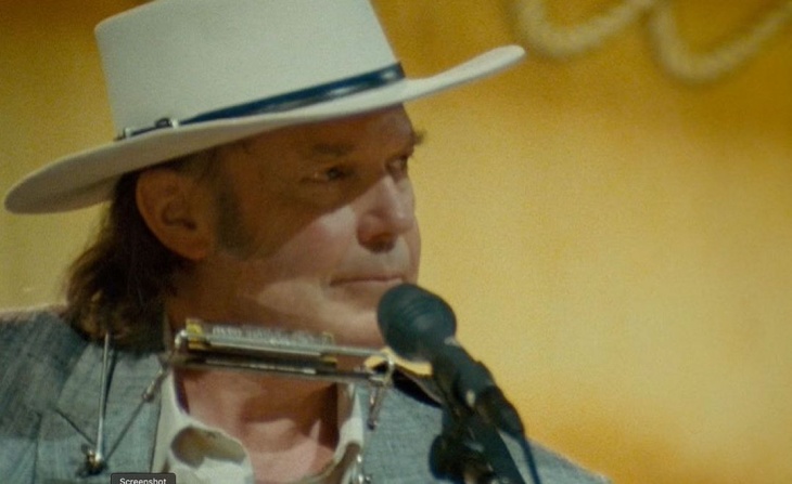 Neil Young Bakal Rilis Materi Album yang Pernah Hilang pada 1980