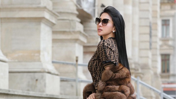 Deretan Fashion Item Mewah Syahrini Saat Traveling, Nomor 4 Harganya Bikin Jantungan!