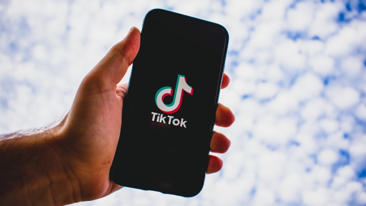Benarkah TikTok Menguntit Pengguna Android?