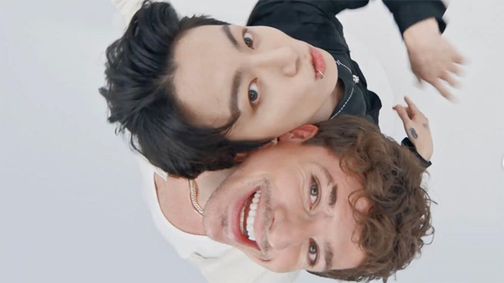 Charlie Puth Buka-Bukaan Gaya Komunikasi Jungkook