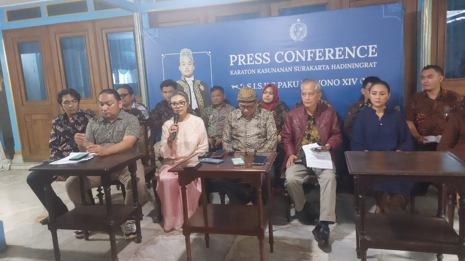 Keluarkan SK Buat Tedjowulan, Kubu PB XIV Purbaya Ancam Gugat Menteri Fadli Zon di PTUN