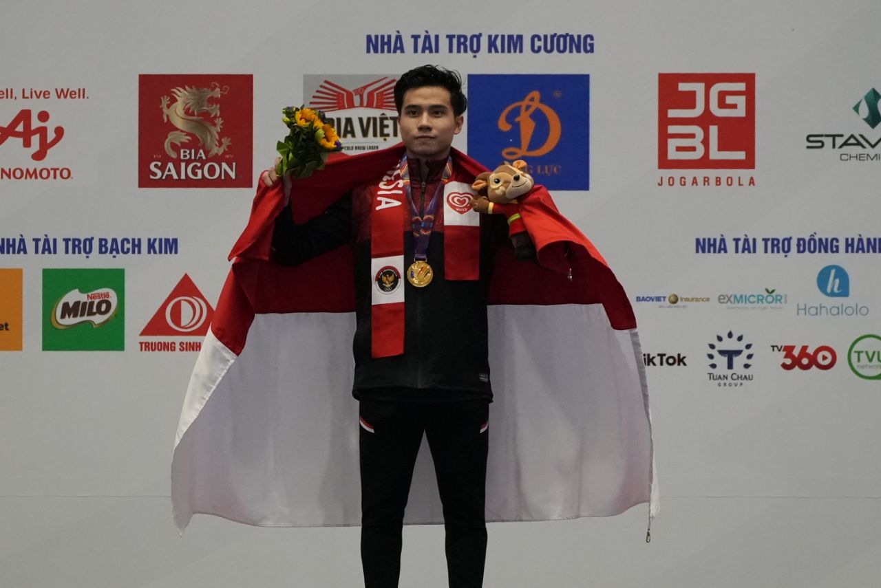 Seraf Naro Raih Emas Wushu, Harris Horatius Raih Perunggu di SEA Games 2021