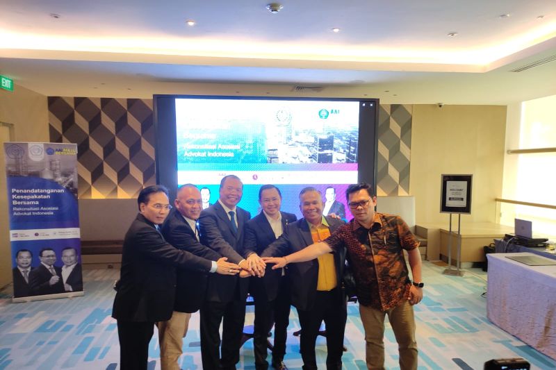 Tiga Kubu Asosiasi Advokat Indonesia Sepakat Rujuk