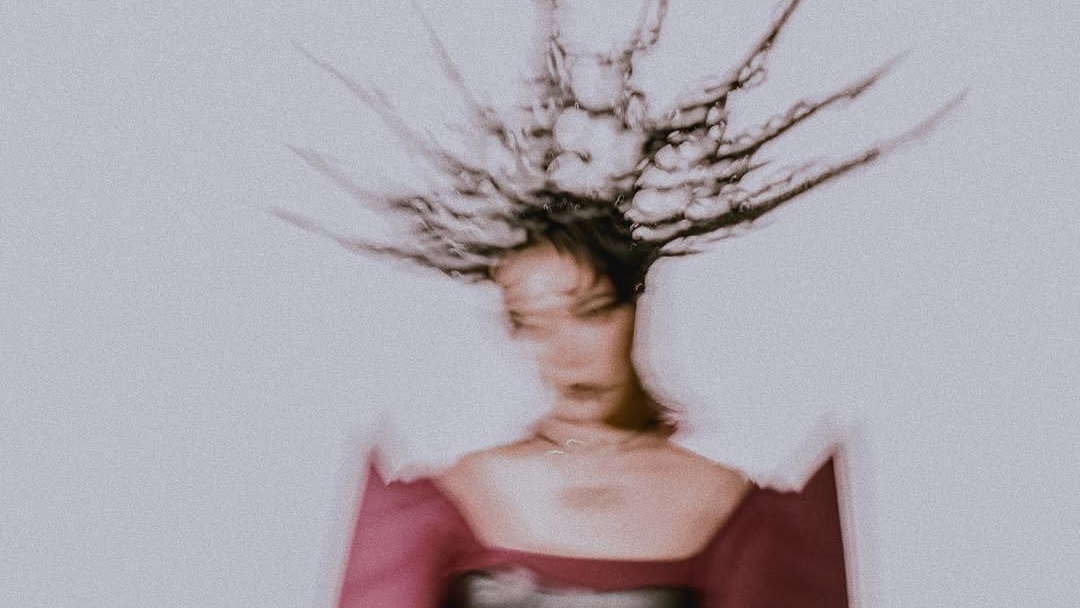 Isyana Hadirkan 'Babel', Lagu tentang Kekacauan dan Pencarian Identitas