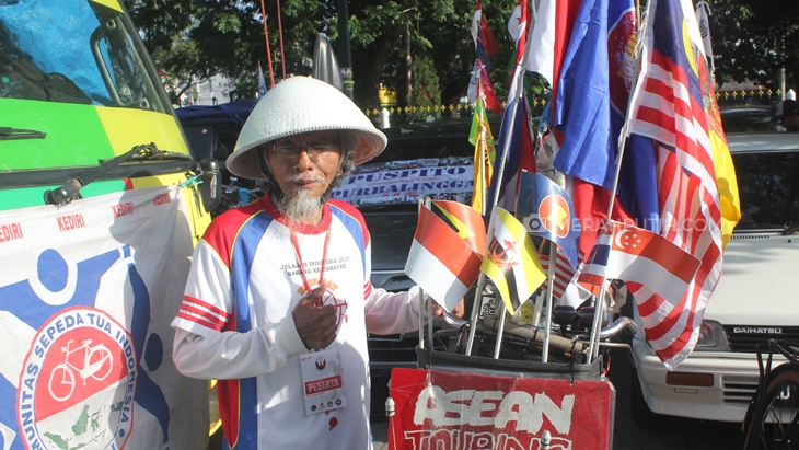 Kisah Mbah Suroso Keliling Negara Asean dengan Sepeda Onthel
