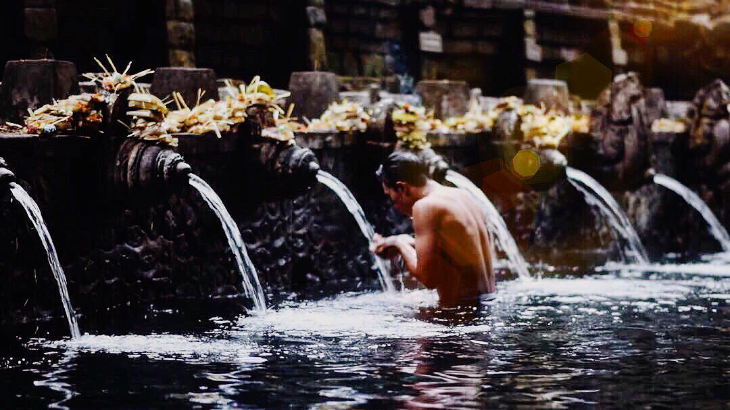 Mengintip Pesona Tirta Empul di Bali