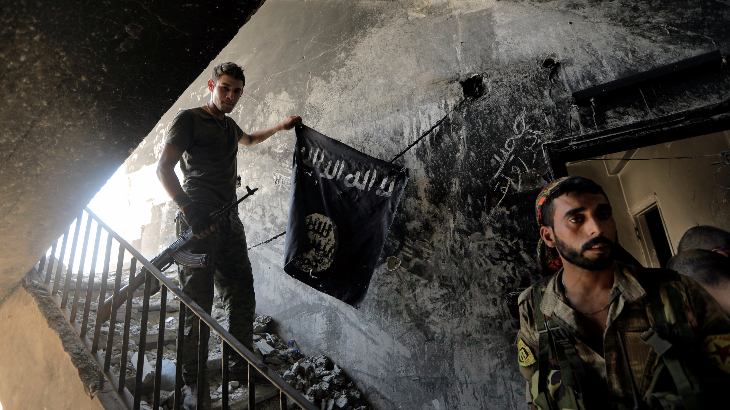 Militer Suriah Kepung Petempur ISIS di Gurun Homs
