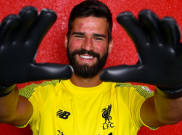 Nomor Sial untuk Debut Allison Kiper Termahal Dunia di Liverpool