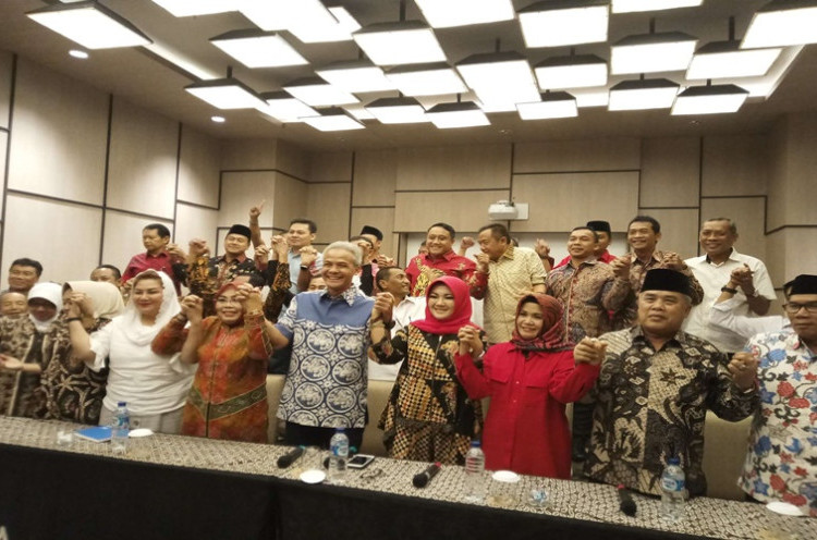  Diperiksa Bawaslu 1,5 Jam, Ganjar Pranowo Kembali Singgung Kepala Daerah sebagai Petugas Partai