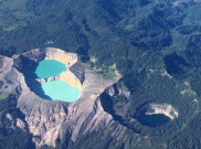 Danau Kelimutu, Panorama Indah di Puncak Gunung