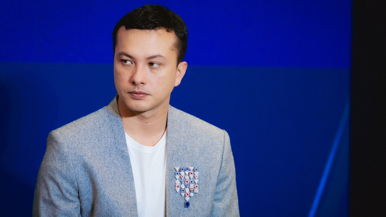 MONDIAL Precious x Nicholas Saputra Ciptakan Tampilan Perhiasan Unisex