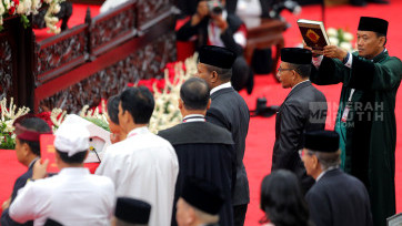 Sidang Pelantikan dan Sumpah Jabatan 152 Anggota DPD RI Periode 2024-2029