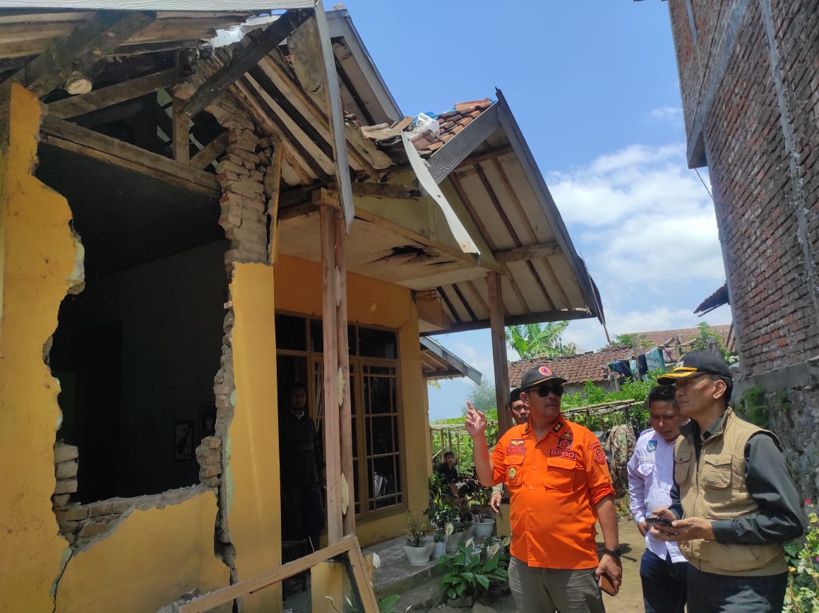 Sebaran Korban dan Kerusakan Akibat Gempa Magnitudo 5 di Bandung