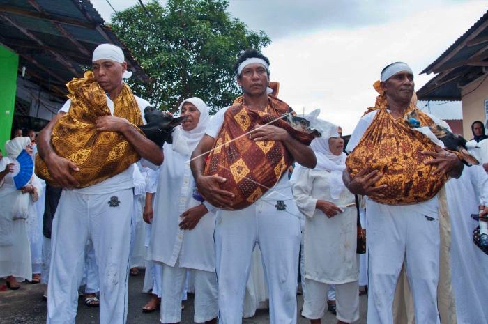 Tradisi Unik Menyambut Idul Adha di Berbagai Daerah Indonesia
