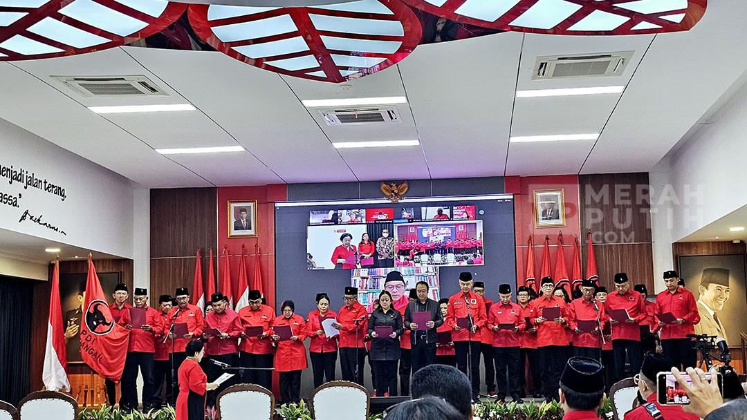 Megawati Angkat Pengurus Baru DPP PDIP, Ada Ganjar hingga Ahok