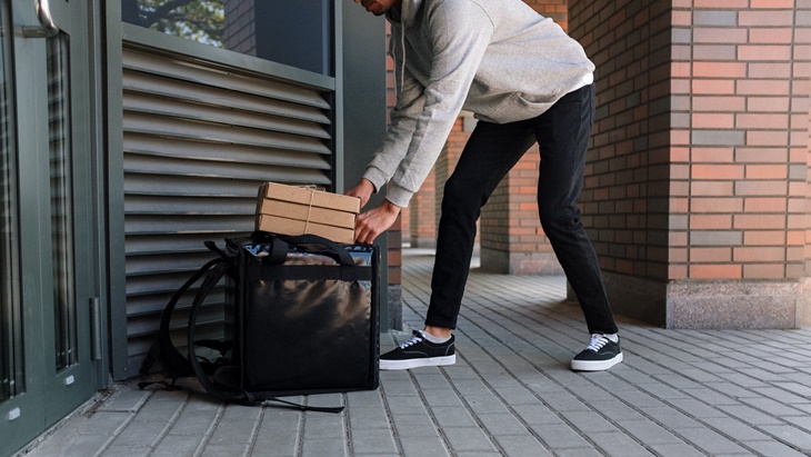 Cegah Pencurian Paket Saat Kamu Pergi Liburan