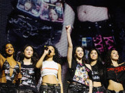 KATSEYE Buka 2026 dengan Lagu “Internet Girl”, Berikut Liriknya