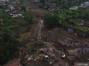 Ribuan Personel Gabungan Diterjunkan Bantu Penanganan Banjir Bandang Batu