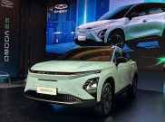 Airlangga Berharap Kehadiran Chery Omoda E5 Tingkatkan Daya Saing Industri Otomotif