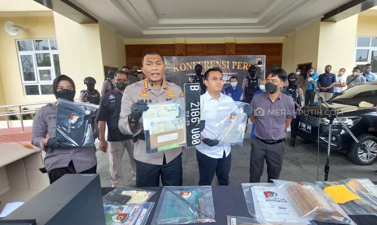 Polisi Ringkus Sindikat Pemalsuan STNK di Solo