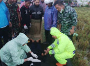 Seorang Siswi Tewas Disambar Petir saat Naik Sepeda Motor di Tengah Persawahan