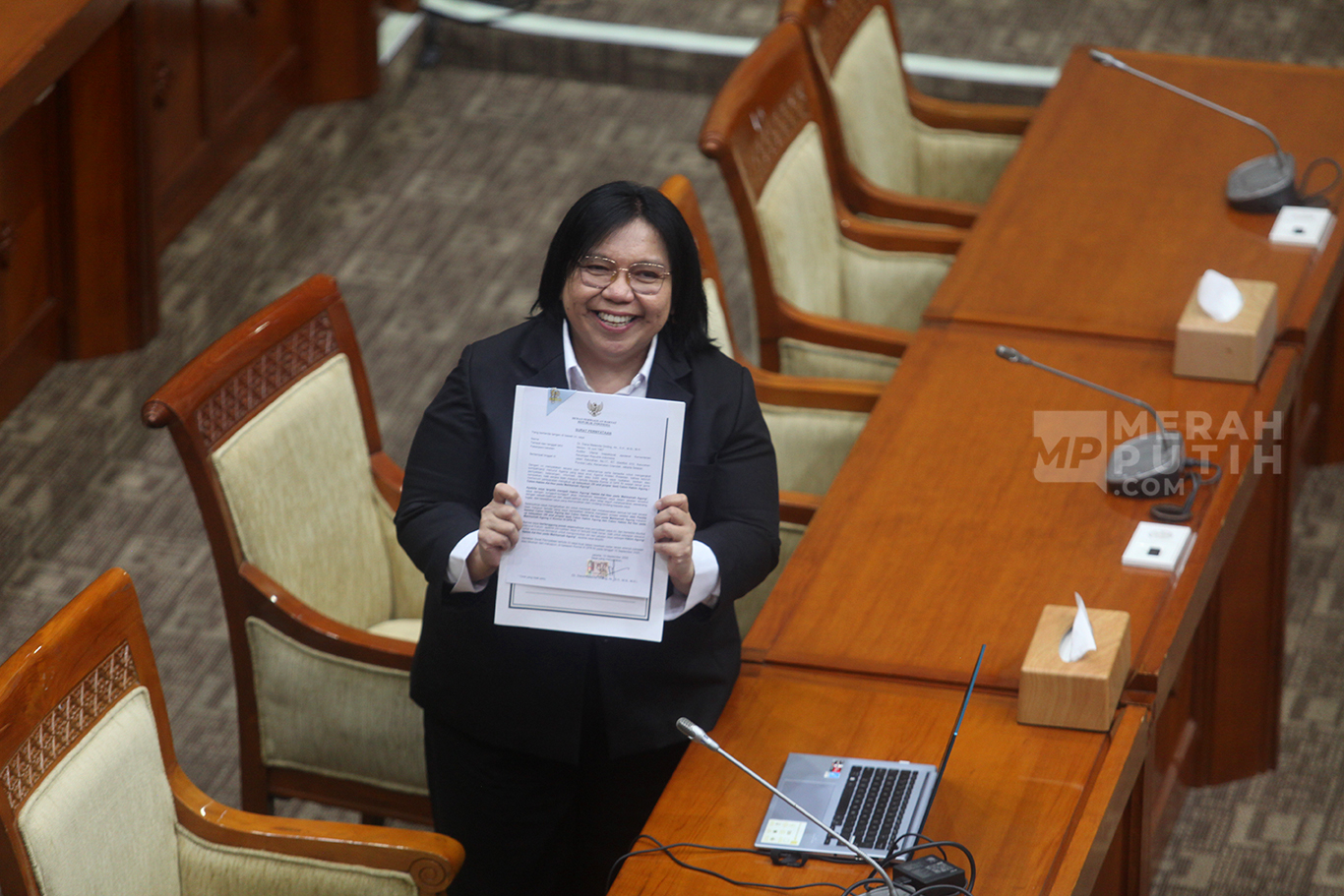 Diana Malemita Ginting Jalani Uji Kelayakan dan Kepatutan Calon Hakim Agung di Komisi III DPR