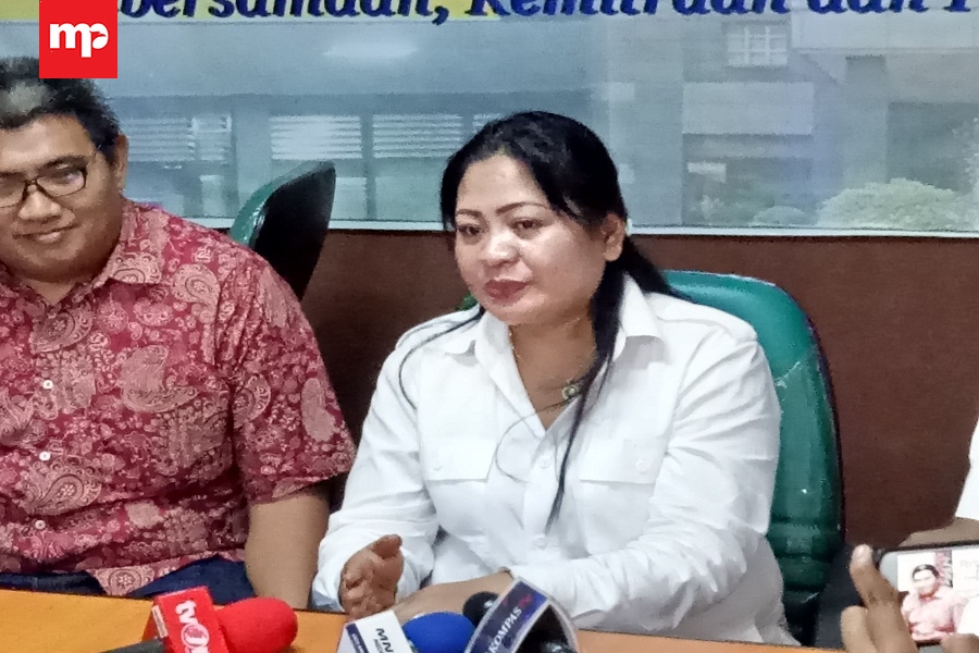  Teka-Teki Kak Emma dalam Percakapan Telepon Firza Husein Terjawab