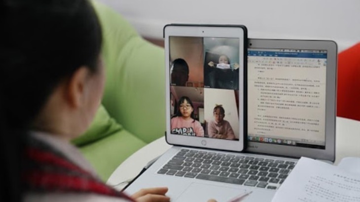 Cara Berdamai Mahasiswa Angkatan Pandemi Ketika Jenuh Kuliah Online