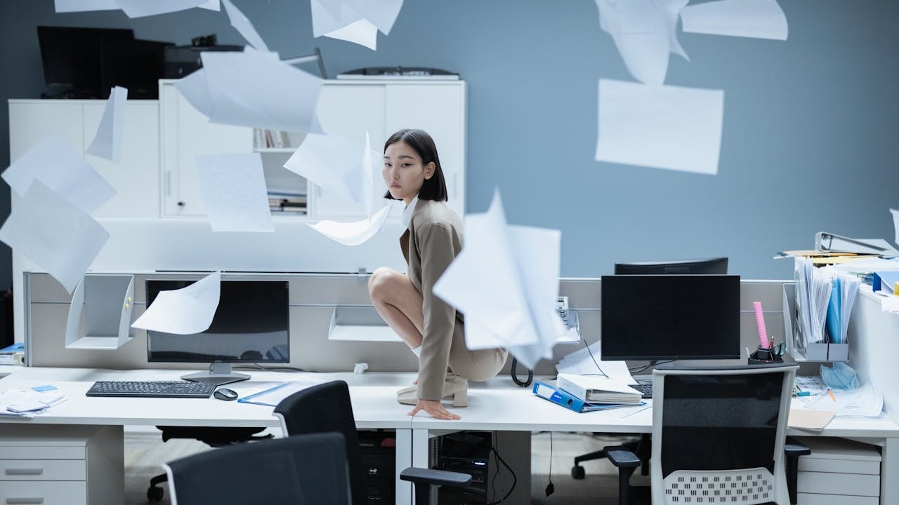 Kerjaan di Kantor Overload? Refreshing Singkat dengan Cara Ini