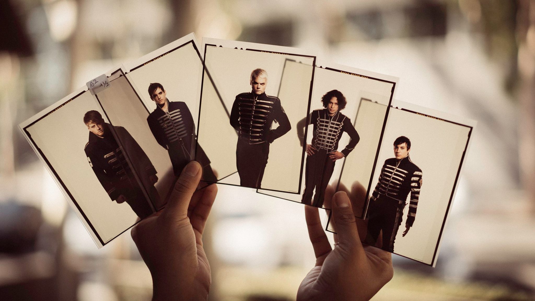 Kerja Bareng HipDot, My Chemical Romance Rilis Koleksi Makeup