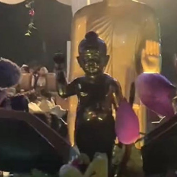 Begini Tradisi Vajrayana Ketika Waisak di Borobudur