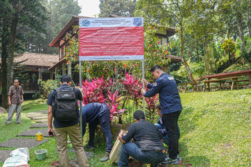 4 Hotel di Puncak Cemari Ciliwung Disegel, 18 Lainnya Masih Diperiksa KLH