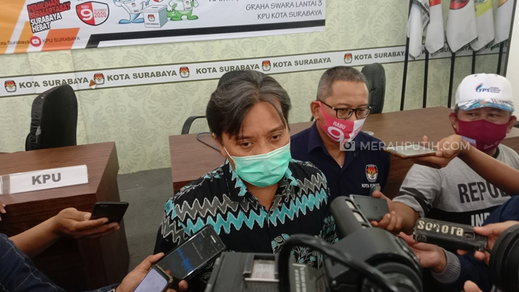  Divisi Teknis Penyelenggaran KPU Jatim Insan Qoriawan. (Foto: MP/Budi Lentera)