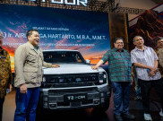 Airlangga Hartarto Kunjungi Booth JETOUR di GIIAS 2026, Soroti Kiprah T2 di KTT G20