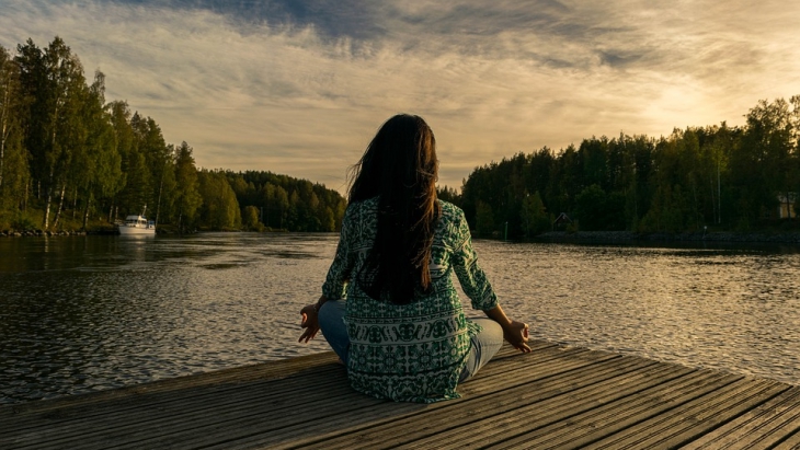 Berdasarkan penelitian meditasi sangat diperlukan untuk kesehatan (Sumber: Pixabay/leninscape)