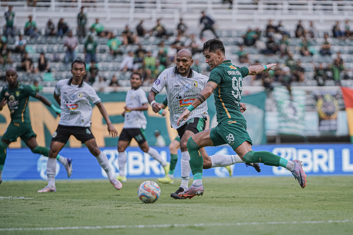 Persebaya Meradang dengan ‘Kebrutalan’ Wahyudi Hamisi, PSSI Beri Tanggapan