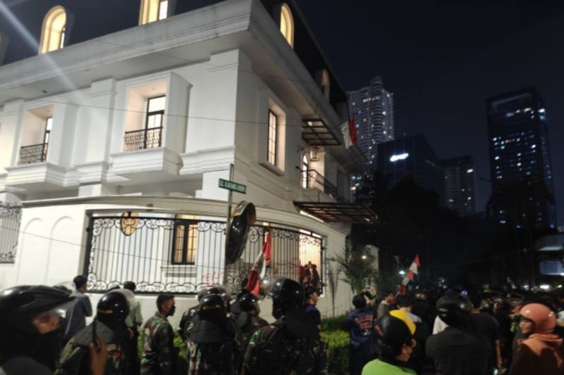Gunakan Laporan Tipe A, Polisi Cari Sendiri Pelaku Penjarahan di Rumah Eko Patrio