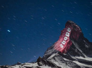 Puncak Matterhorn Di Swiss Menyala Saat Lockdown 