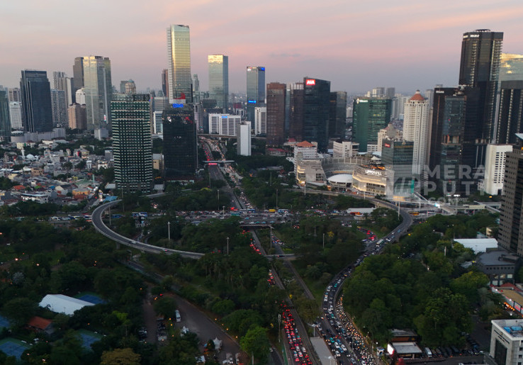 Pemprov Jakarta Batalkan Uji Coba Car Free Night di Sudirman-Thamrin Nanti Malam