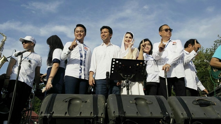 Paslon Khofifah-Emil (MP/Budi Lentera)