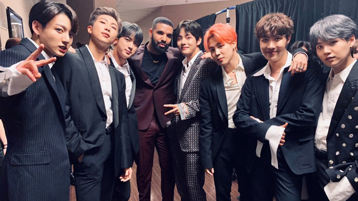 BTS Juga Bisa Jadi Fanboys
