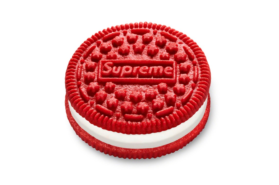 Dari Biskuit Hingga Roll Film, Cek Koleksi Spring/Summer 2020 dari Supreme