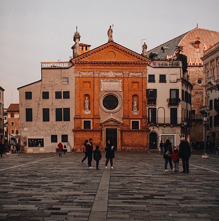 corona di Itali