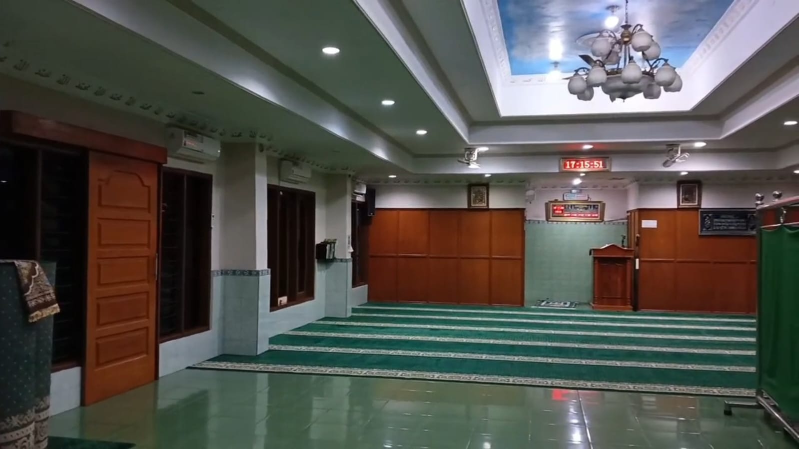 Viral, Orang Menangis Malam Hari Pakai Toa Masjid Bikin Warga Kampung Terganggu