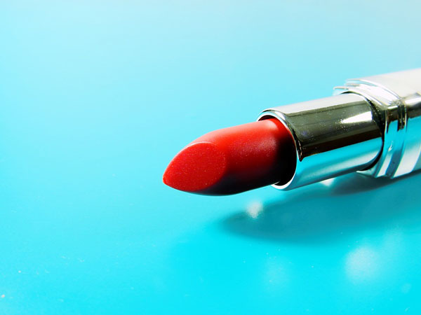 lipstik merah